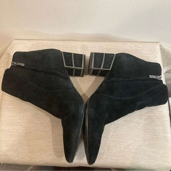 STEVE MADDEN  Sz 9.5 Bennet Suede Pointy Toe Cage Heel Ankle Booties - Picture 4 of 12